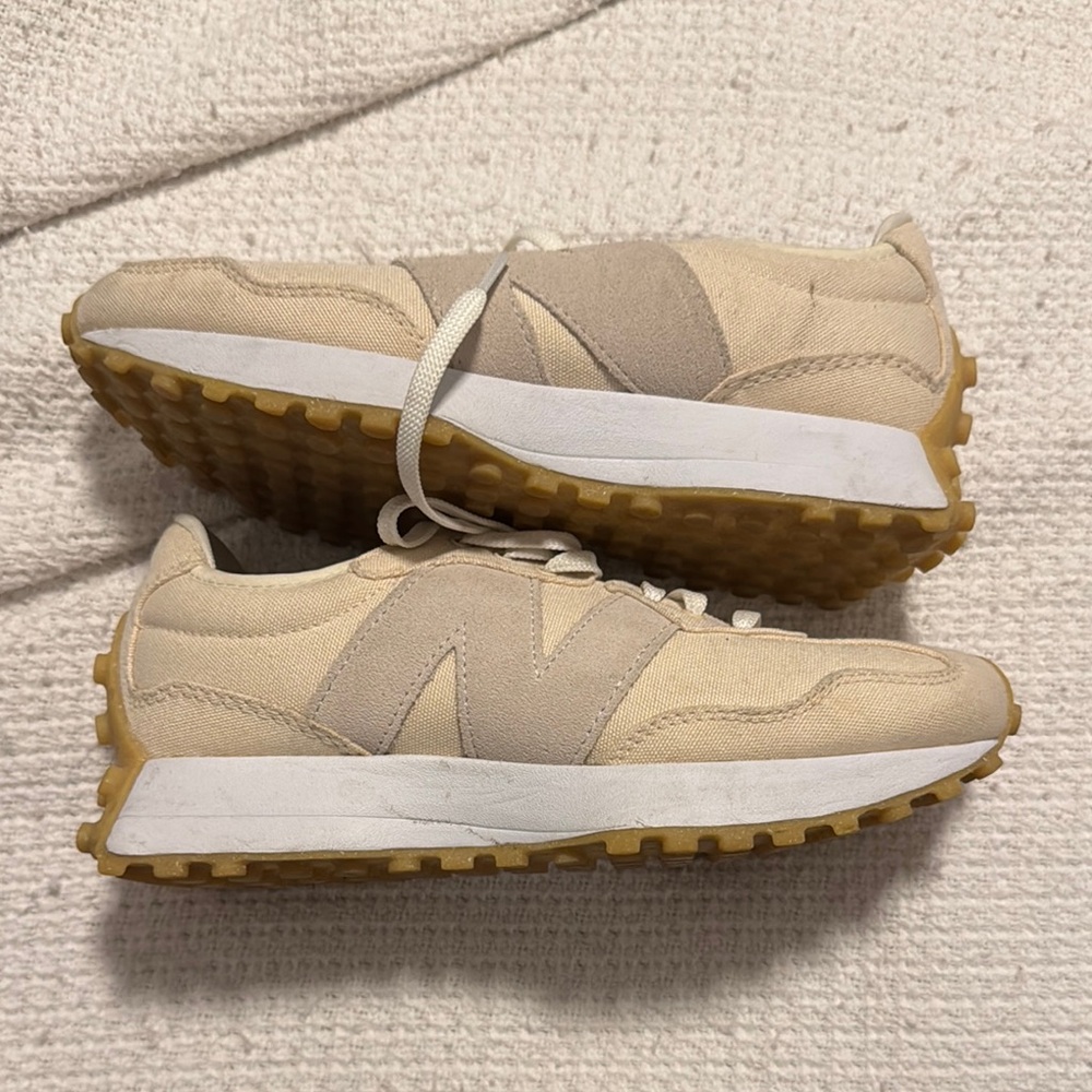 New Balance Cream and Tan Sneakers